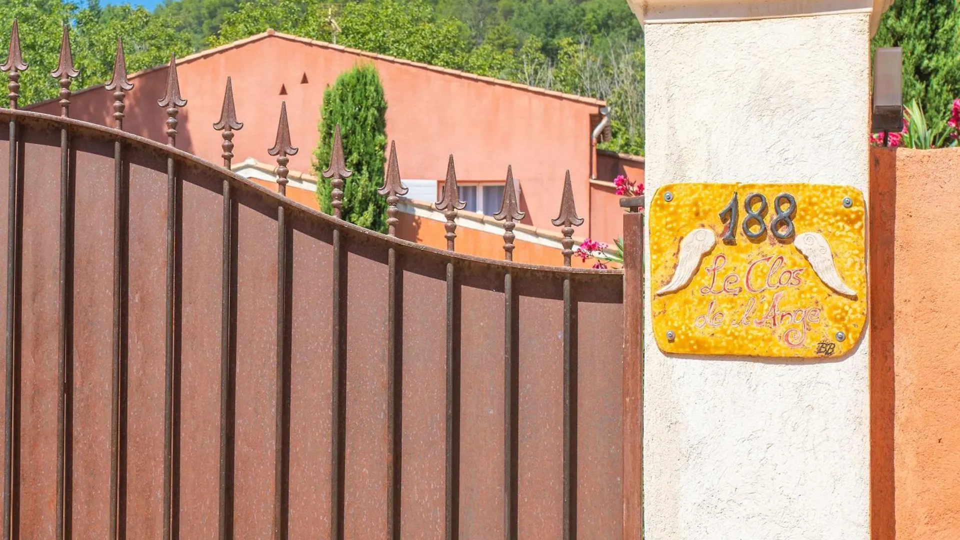 Le Clos De L'Ange 3 Salernes