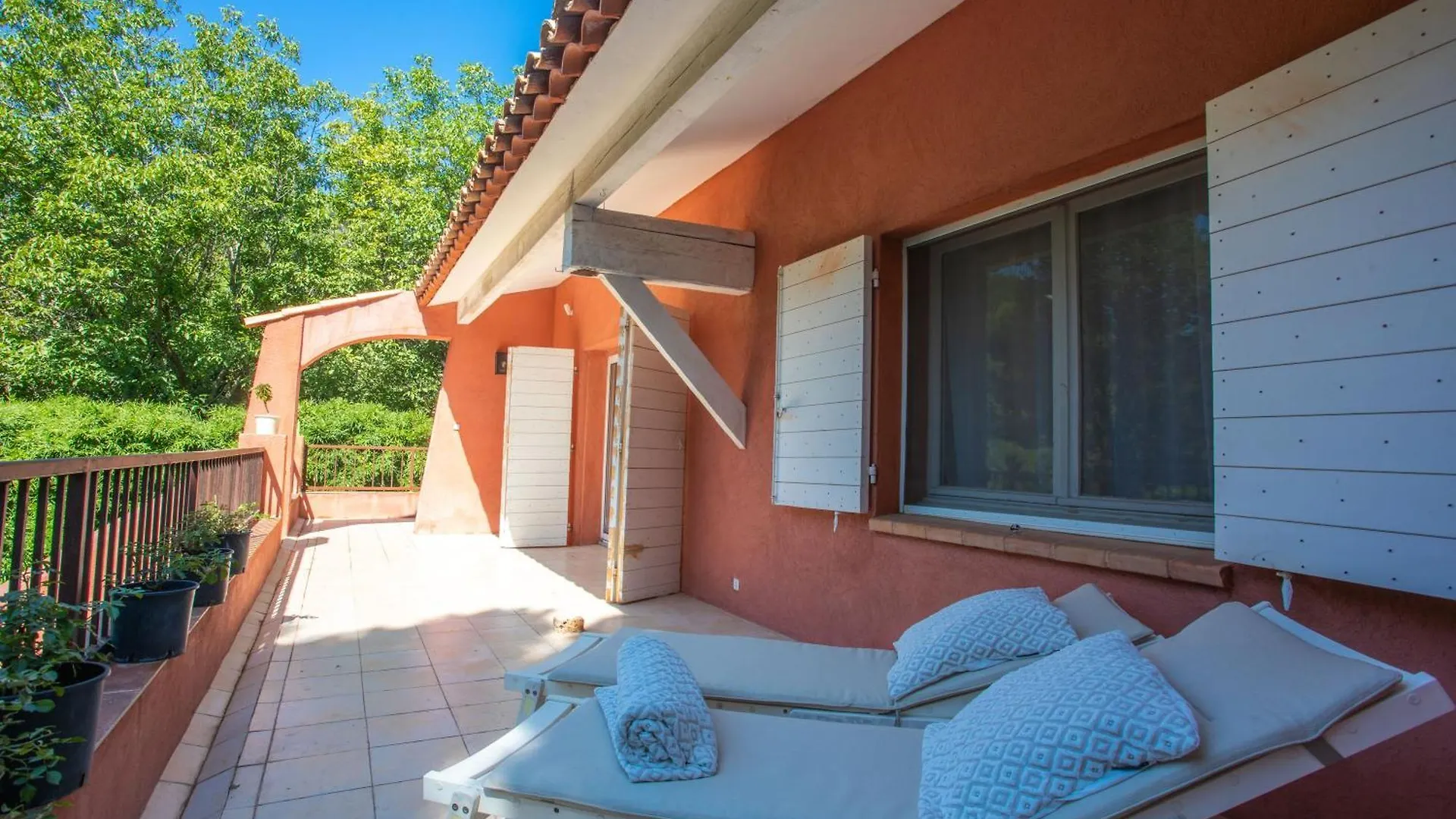 Le Clos De L'Ange 3 Salernes Apartment