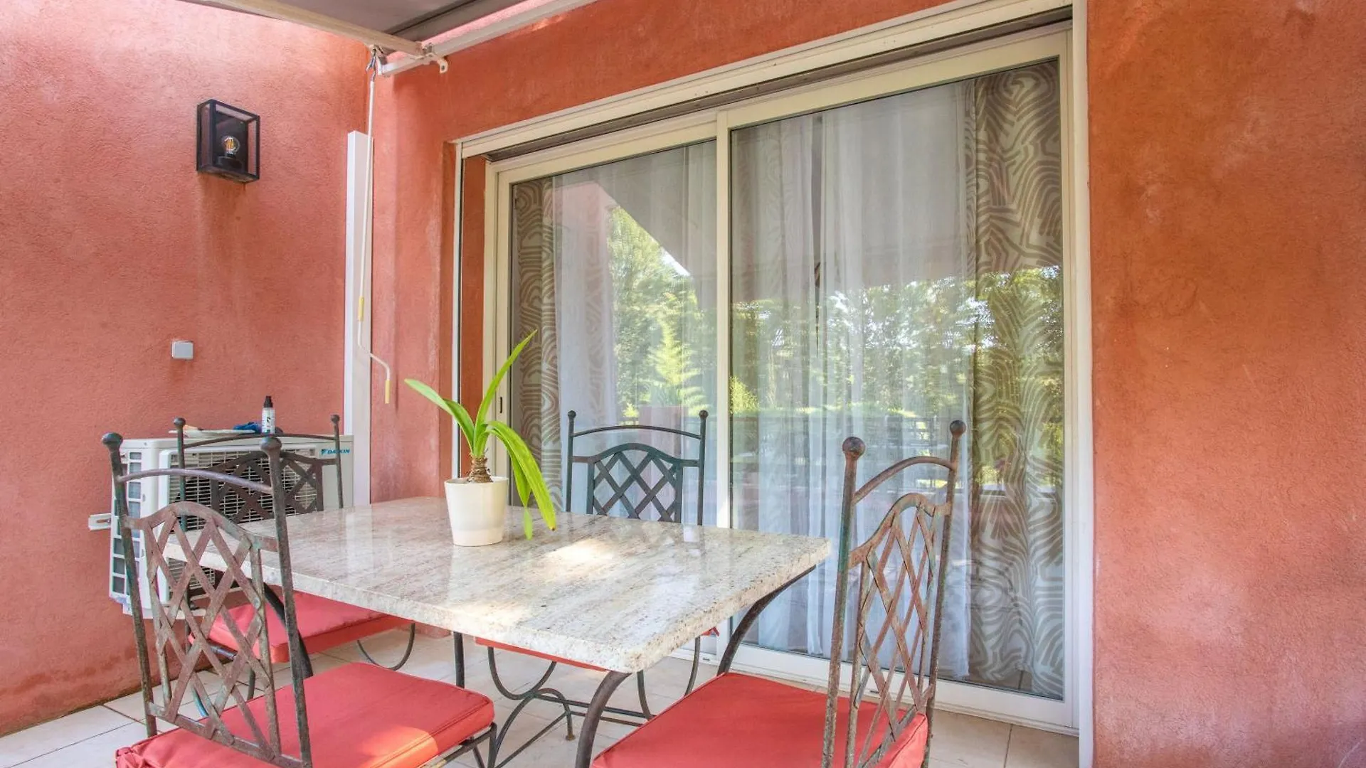 Le Clos De L'Ange 3 Salernes Apartment